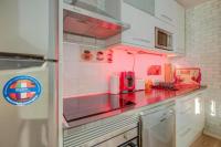 Kuchyň nebo kuchyňský kout v ubytování Apartamento loft en plaza España - gran vía