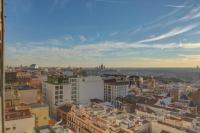 Nespecifikovaný výhled na destinaci Madrid nebo výhled na město při pohledu z apartmánu