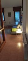 Posezení v ubytování Apartamentos la Escuela en Cantabria