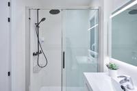 Łazienka w obiekcie San Martin apartment by Basque Homes