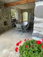 Plán poschodí v ubytovaní Gites en Ardèche avec Piscine et vue magnifique sur la vallée
