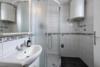 Kúpeľňa v ubytovaní Apartments Small pleasure