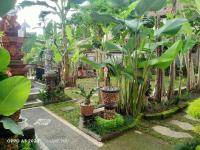 Nugraha Guest House 2 thumbnail 15
