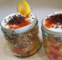 Jídlo v luxury tent nebo okolí