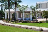 Bluegreen's Bayside Resort and Spa at Panama City Beachにある庭