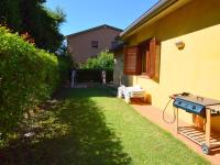 Vonkajšia záhrada v ubytovaní Apartment in Marsciano Perugia with swimming pool