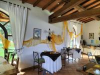 Restaurace v ubytování Agriturismo Bio Pian Dei Casali