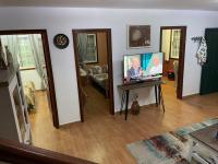 Televízia a/alebo spoločenská miestnosť v ubytovaní Abades Beach houses by Apartamentos Estrella del Norte