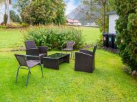 Vonkajšia záhrada v ubytovaní Alluring Apartment in Bichlbach