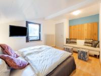 Posteľ alebo postele v izbe v ubytovaní Alluring Apartment in Bichlbach