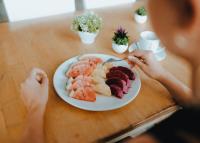 Jídlo v hotelu nebo okolí