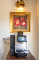 Et tv og/eller underholdning på Revathi Resorts