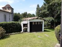 Ogród w obiekcie Logement calme et authentique à Espelette