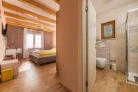 Łóżko lub łóżka w pokoju w obiekcie Holiday home in Krnica/Istrien 38131