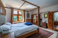 Plan piętra w obiekcie Secluded Woodland Villa with Pool