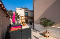 Balkon lub taras w obiekcie Holiday home in Krnica/Istrien 38131