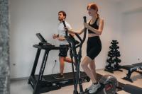 Posilňovňa alebo fitness centrum v ubytovaní Infinity Blue Suites & Spa