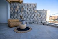 Posedenie v ubytovaní Infinity Blue Suites & Spa