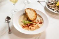 Jídlo v hotelu nebo okolí