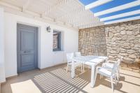 Patio alebo iná vonkajšia časť ubytovania Bella Karpathos Villas