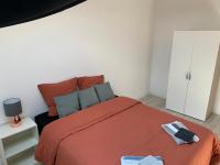 Posteľ alebo postele v izbe v ubytovaní Villa Tenjin Chambre 17
