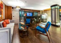 TV a/nebo společenská místnost v ubytování Tzl Suites Hotel Nişantaşı