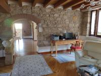 A seating area at B&B QUINTARELLI