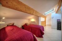 Posteľ alebo postele v izbe v ubytovaní REF 1766 - Cannes Center - Apartment for rent