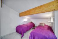 Posteľ alebo postele v izbe v ubytovaní REF 1766 - Cannes Center - Apartment for rent