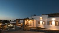 Bazén v ubytovaní Mykonos Amazing Apartments 2 alebo v jeho blízkosti