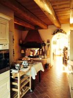 Kuchyňa alebo kuchynka v ubytovaní Agriturismo Corte Moranda