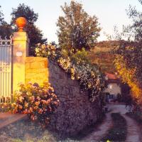 A garden outside Podere Le Vedute