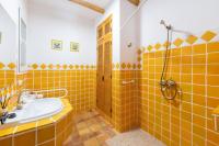 Koupelna v ubytování Vivienda Rural Las Bartolas