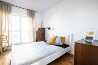 Posteľ alebo postele v izbe v ubytovaní Krucza Apartment ~ Self check-in 24h ~ Parking and Lift
