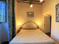 Posteľ alebo postele v izbe v ubytovaní Apartment Villa Grassina-7 by Interhome