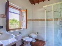 Kúpeľňa v ubytovaní Holiday Home Le Poggiole-1 by Interhome