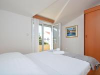 Postel nebo postele na pokoji v ubytování Apartment Sablić-4 by Interhome