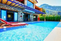 Bazén v ubytování Villa Monte Private Villa perfect peaceful family retreat nebo v jeho okolí