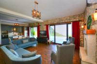 Posezení v ubytování Villa Monte Private Villa perfect peaceful family retreat