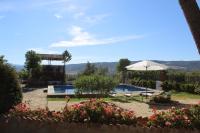 Basen w obiekcie Casa Rural Los Morales Ronda by CasaTuristica lub w pobliżu