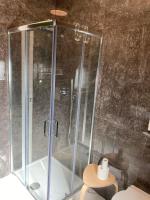 A bathroom at DIZETA Suite and Apartment