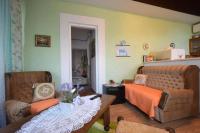 Część wypoczynkowa w obiekcie Apartment Potnar M