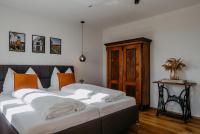 A bed or beds in a room at Kellerstöckl Huber in Eisenberg