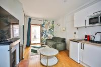 Kuchyňa alebo kuchynka v ubytovaní 21#Studio 2Pers#Sèvres-Lecourbe#Necker