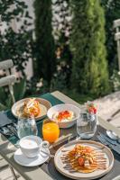 Jídlo v hotelu nebo okolí