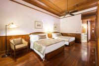 Postel nebo postele na pokoji v ubytování Centara Grand Beach Resort & Villas Hua Hin