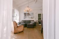 Posedenie v ubytovaní PAVI APARTMENTS Life Style House with private pool