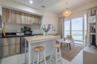 Kuchyň nebo kuchyňský kout v ubytování City View I 1 Bedroom Apartment I Golf Vita, Damac Hills