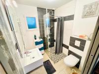 Plan piętra w obiekcie Maison neuve à 10 minutes de la mer avec SPA