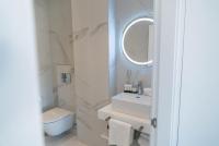 A bathroom at Morar Ourense